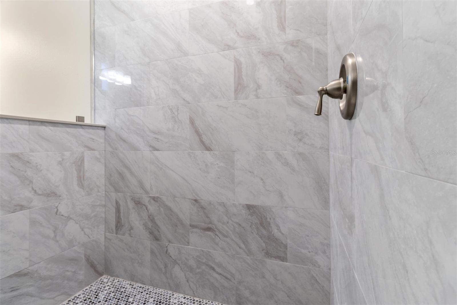 Image 38 of 72 For 13040 Tinamou Avenue