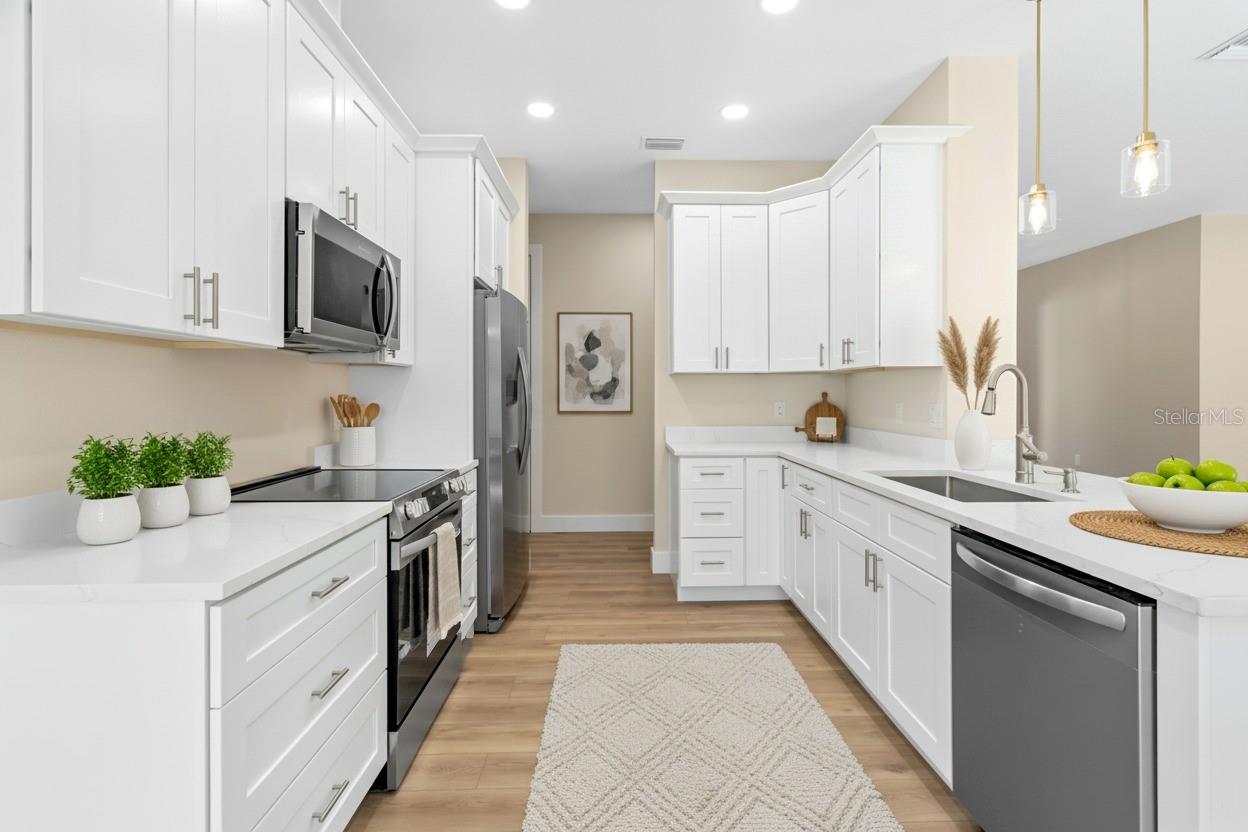 Image 5 of 72 For 13040 Tinamou Avenue