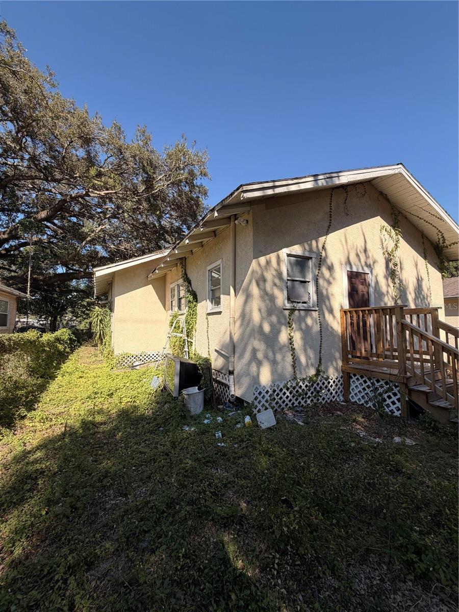 Image 3 of 7 For 3203 Emma Street