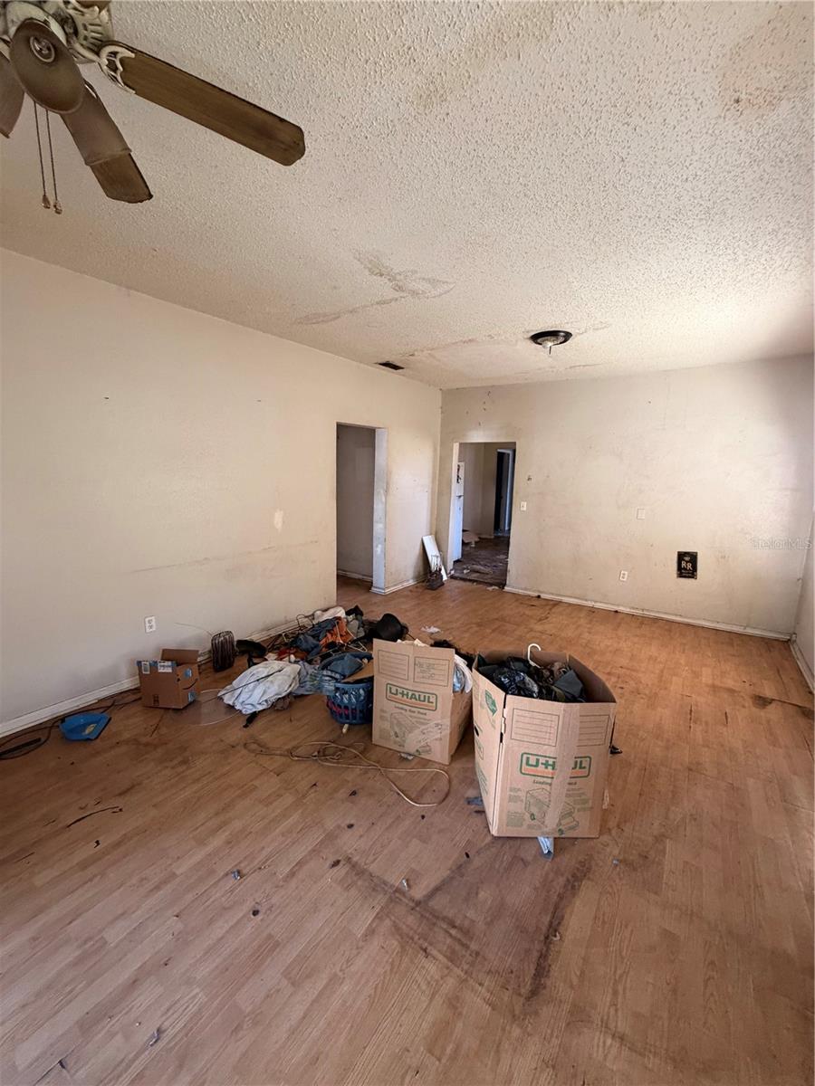 Image 8 of 25 For 3203 Emma Street