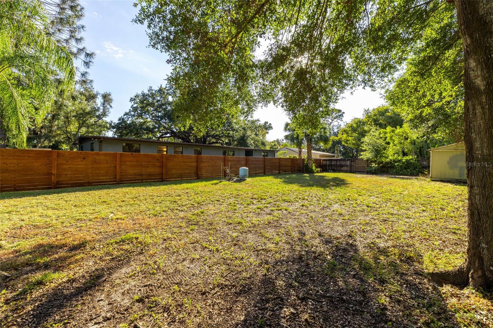 Image 2 of 6 For 5806 N 17th Street