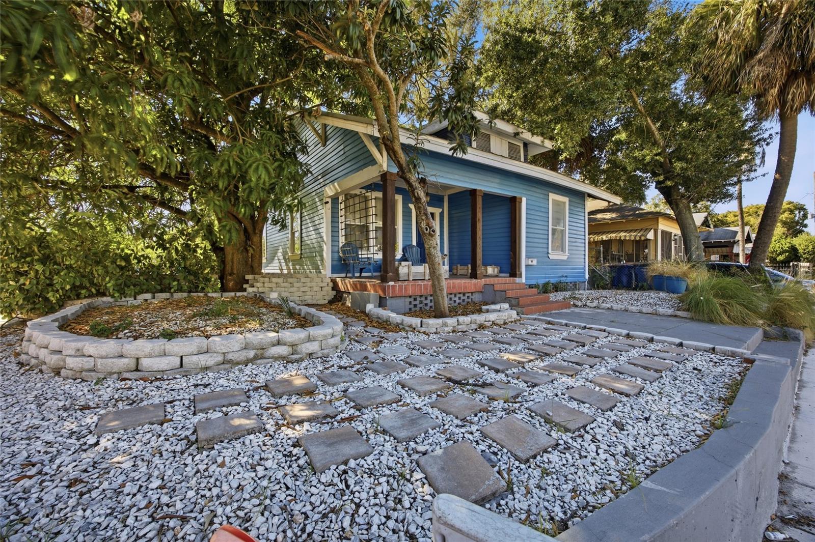 Image 3 of 46 For 515 Floribraska Avenue