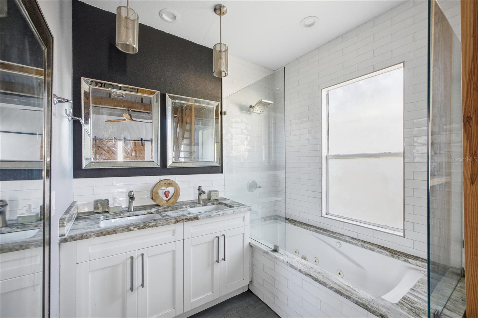 Image 32 of 46 For 515 Floribraska Avenue