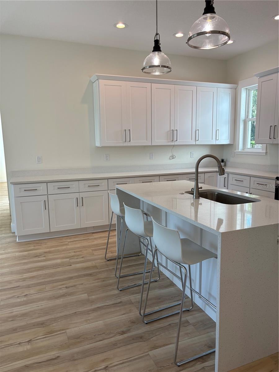 Image 13 of 31 For 14733 Sunset Drive