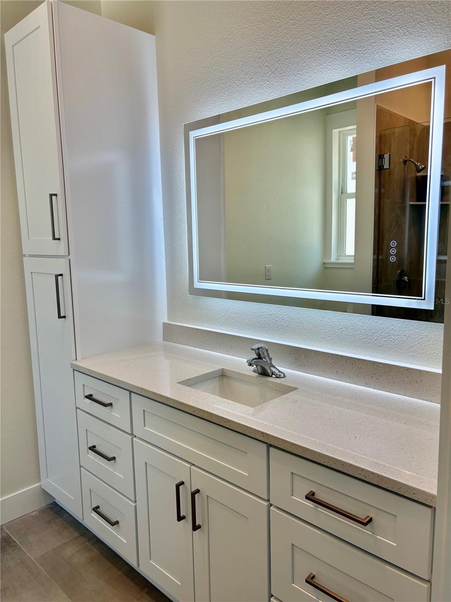 Image 23 of 31 For 14733 Sunset Drive