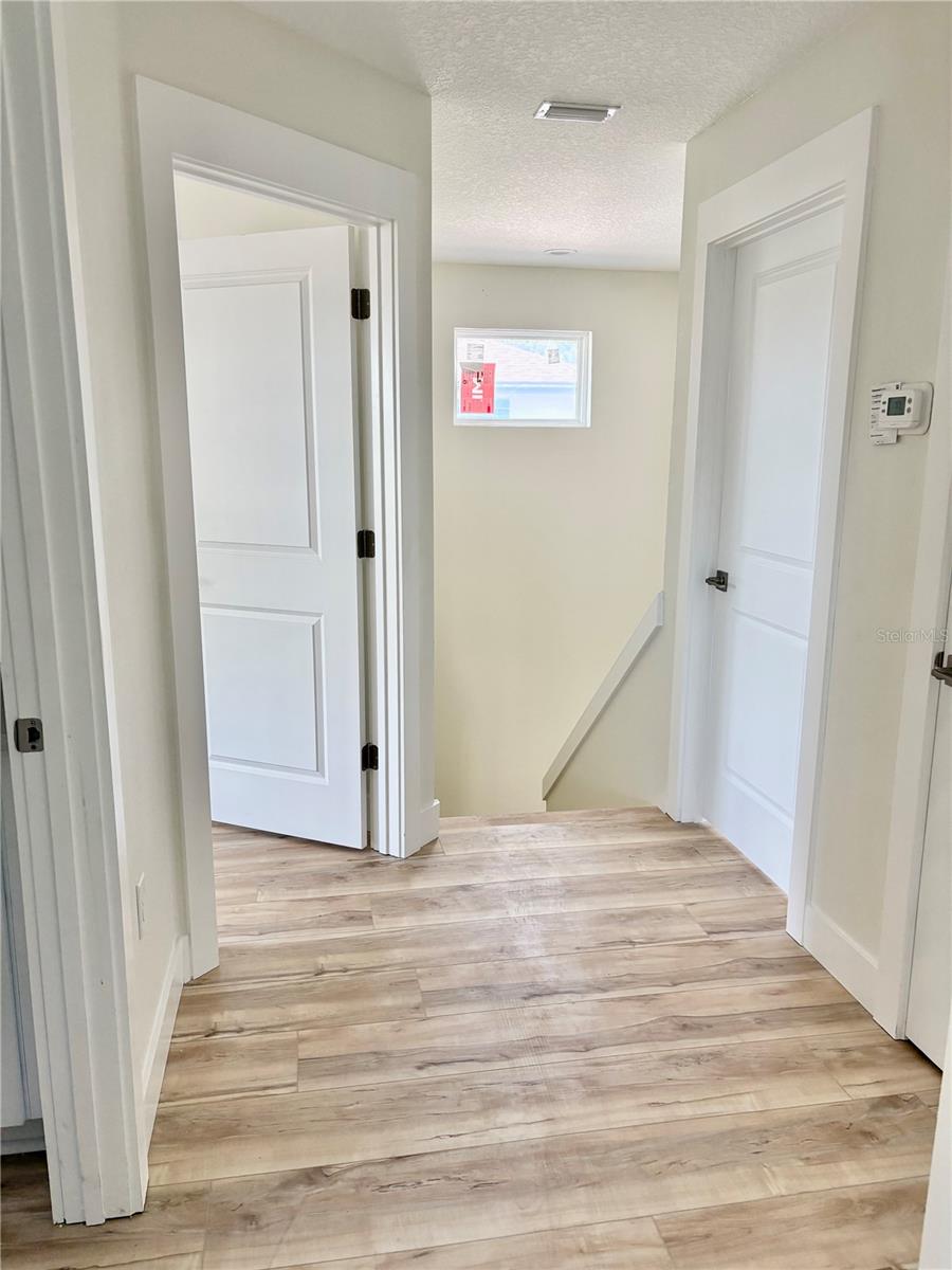 Image 27 of 31 For 14733 Sunset Drive