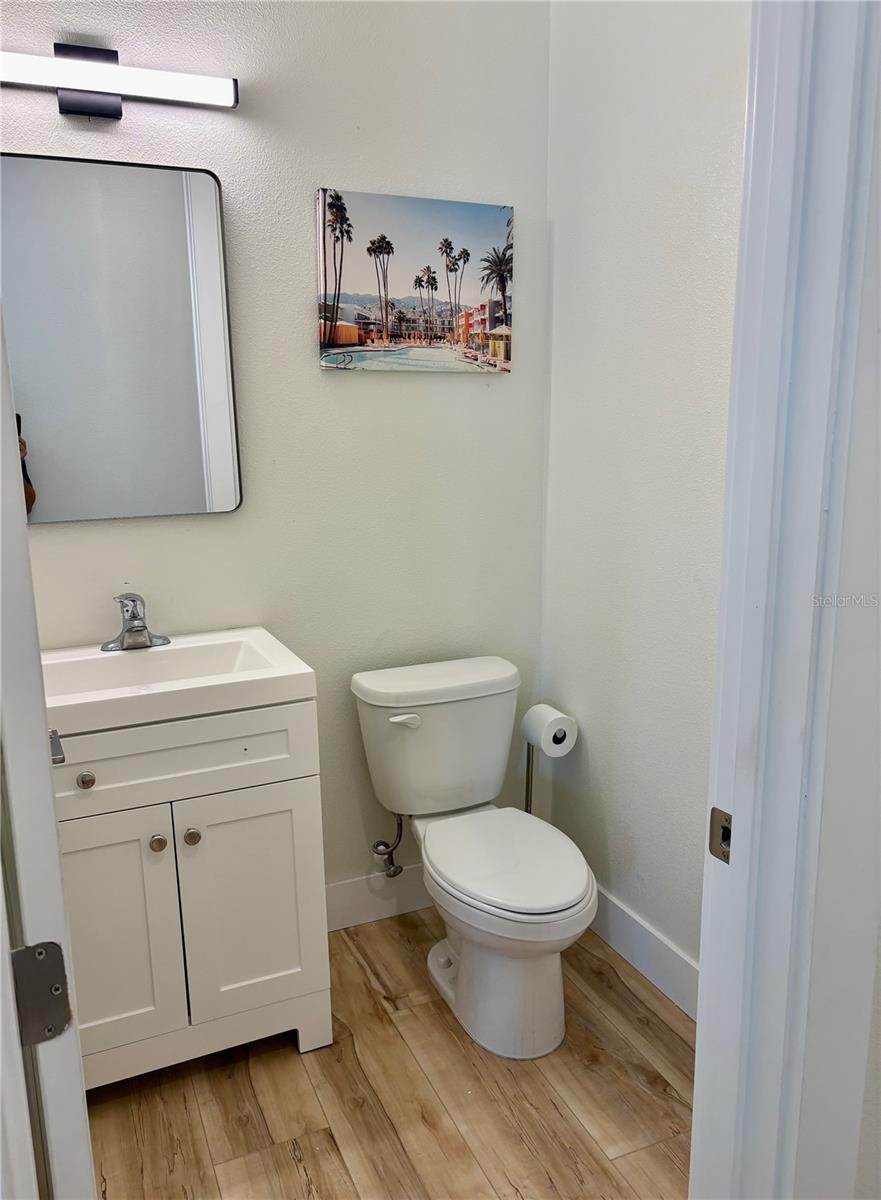 Image 29 of 31 For 14733 Sunset Drive