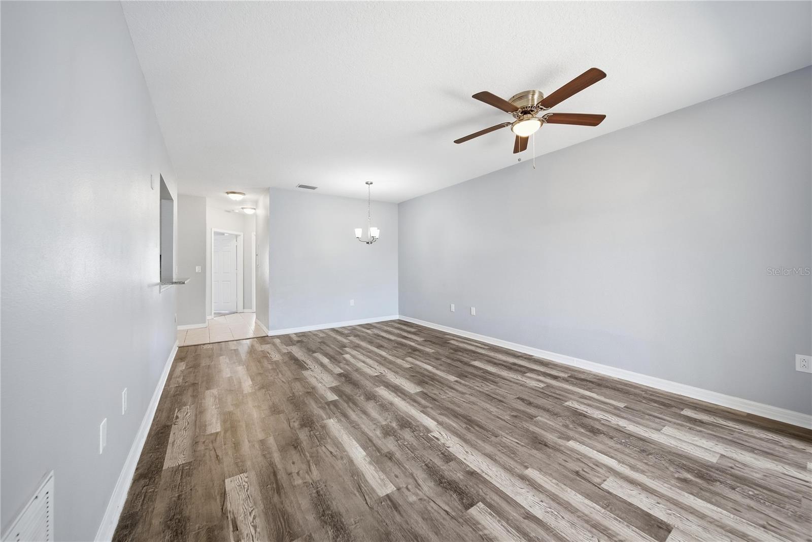 Image 6 of 22 For 6436 Cypressdale Drive 201