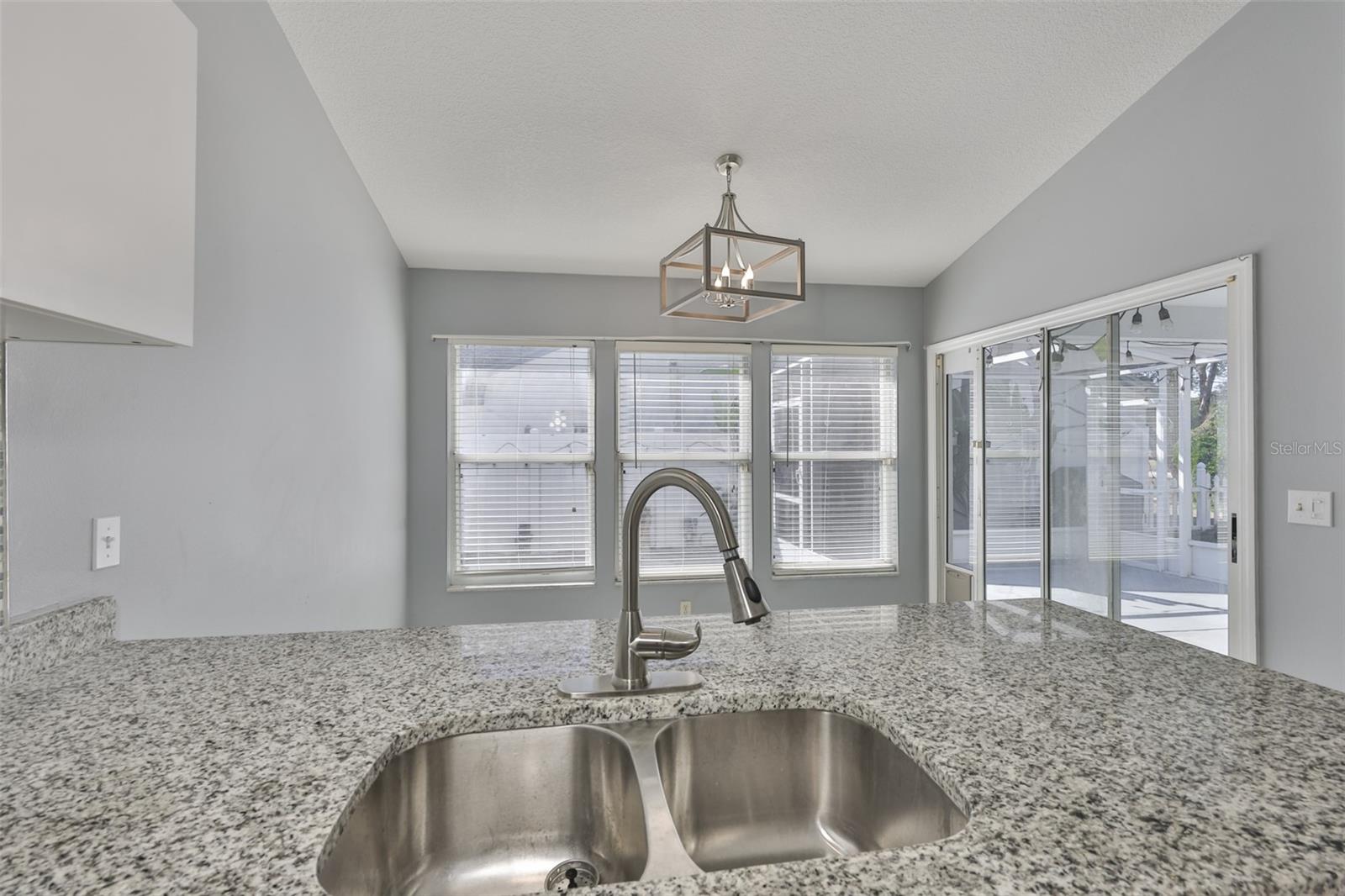 Image 12 of 34 For 10331 Ashley Oaks Drive