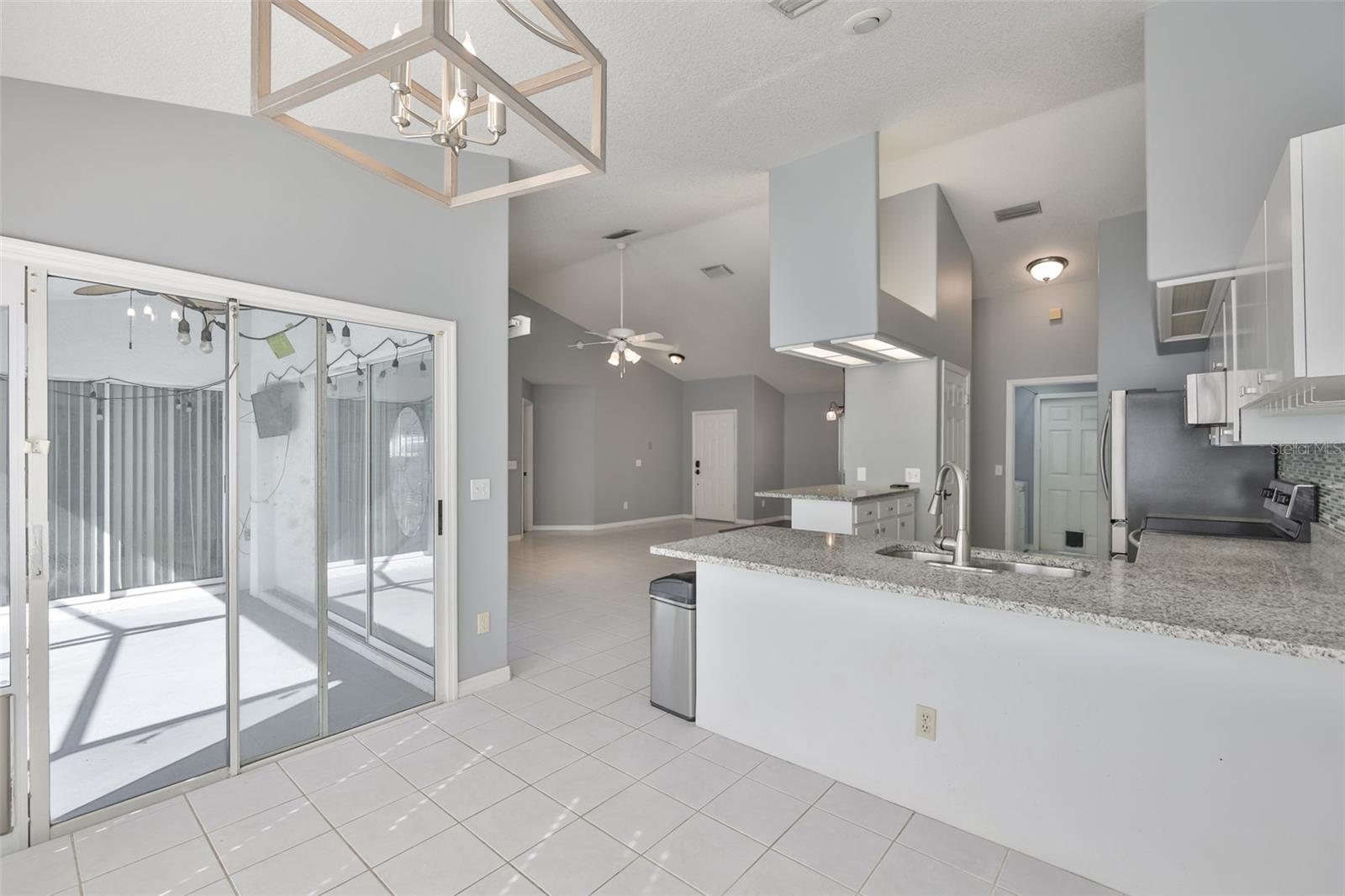 Image 7 of 34 For 10331 Ashley Oaks Drive