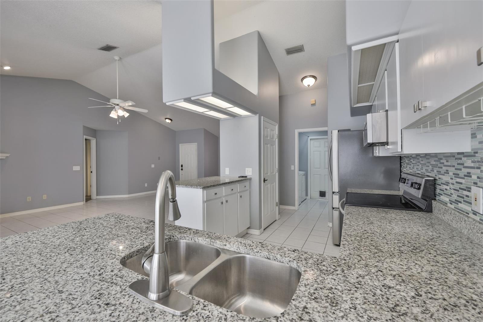 Image 8 of 34 For 10331 Ashley Oaks Drive