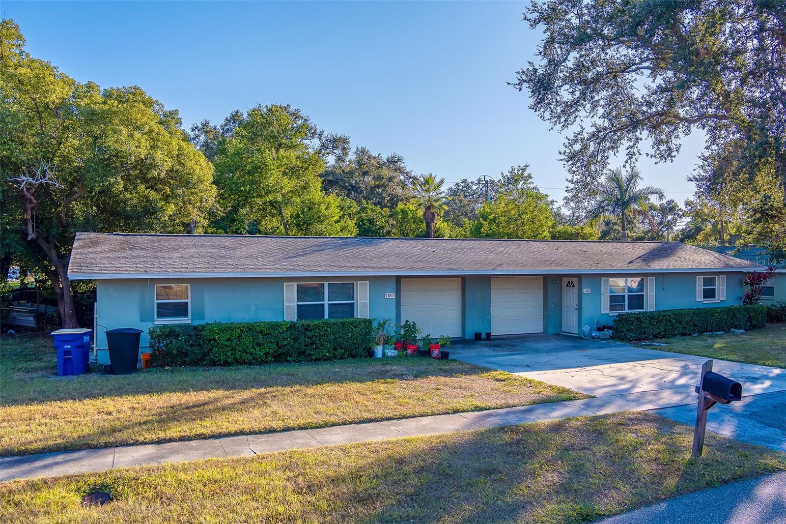 Listing photo id 0 for 1185 Granada Street