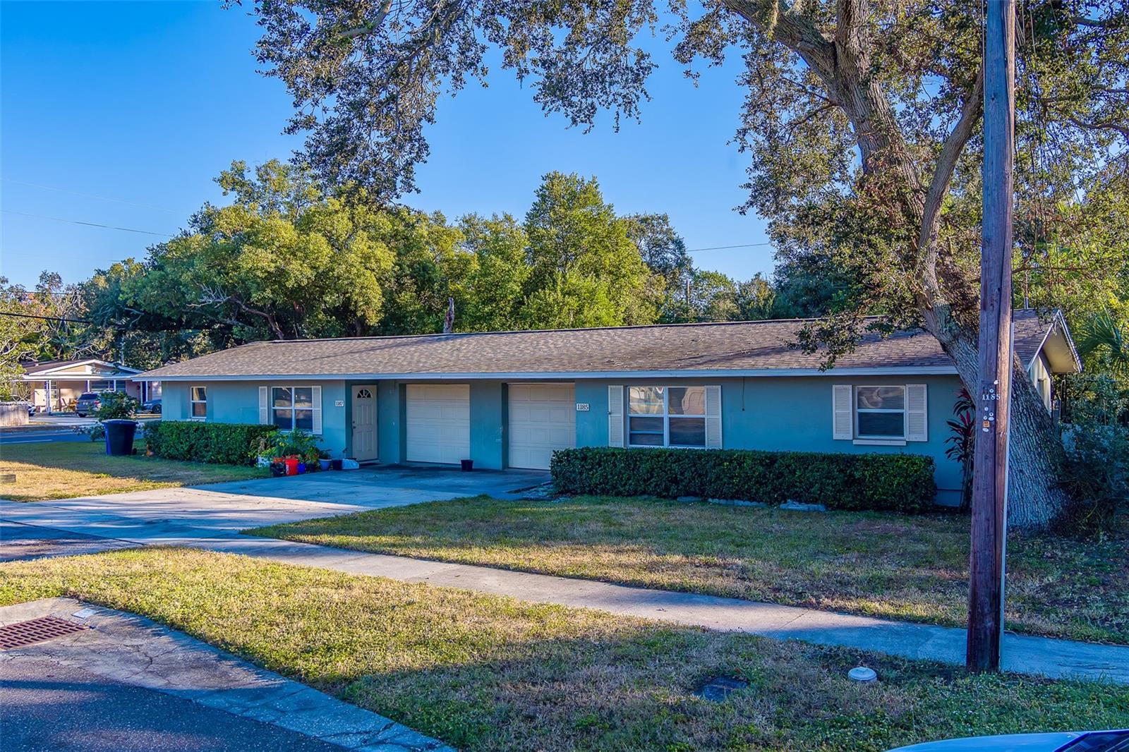 Listing photo id 5 for 1185 Granada Street