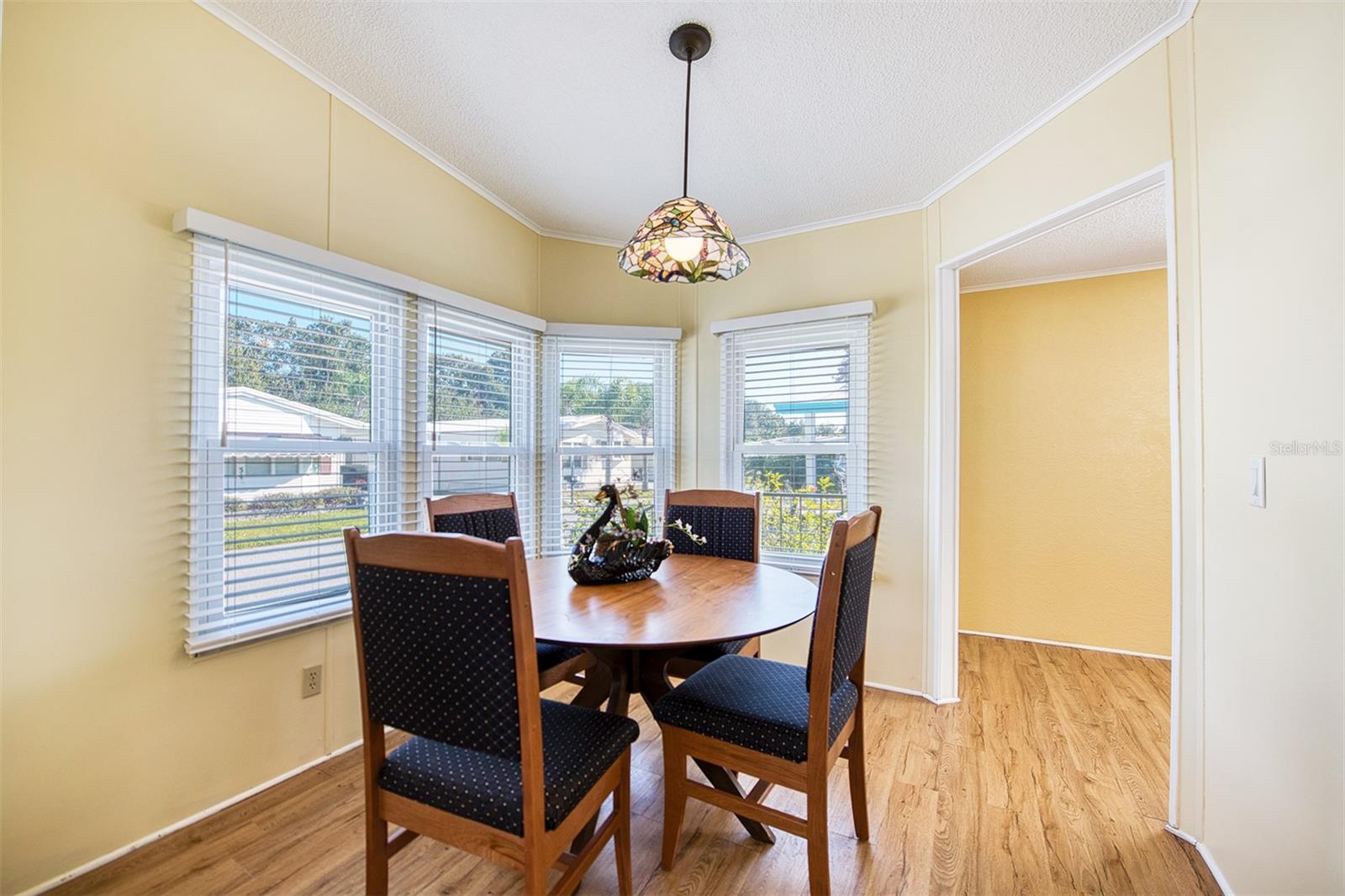 Image 10 of 49 For 72 Pelican Drive E