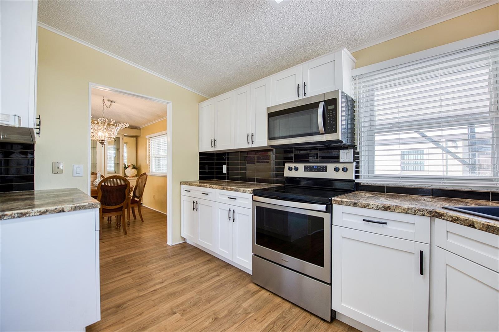 Image 12 of 49 For 72 Pelican Drive E