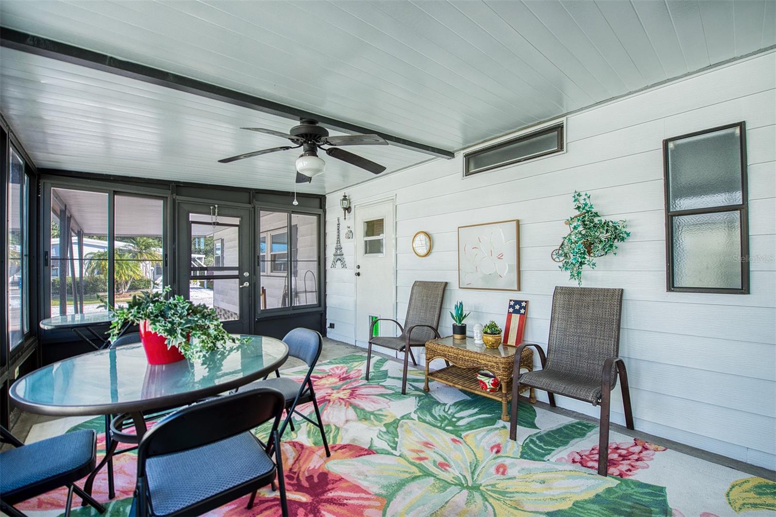 Image 31 of 49 For 72 Pelican Drive E