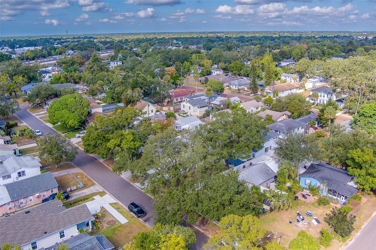 Image 57 of 86 For 1829 27th Avenue N