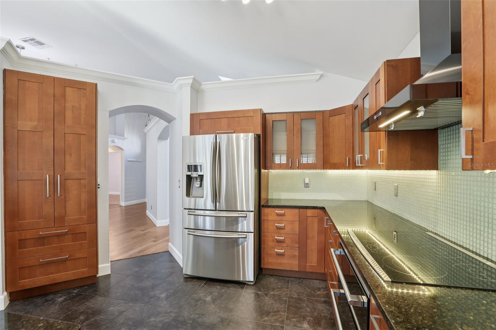 Image 11 of 36 For 10211 Oasis Palm Drive