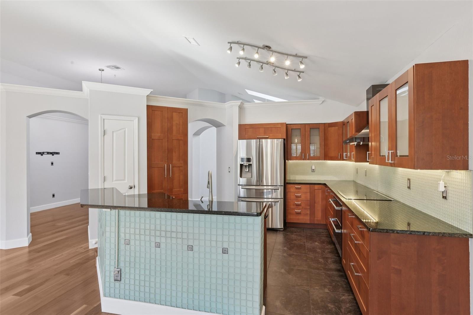 Image 12 of 36 For 10211 Oasis Palm Drive