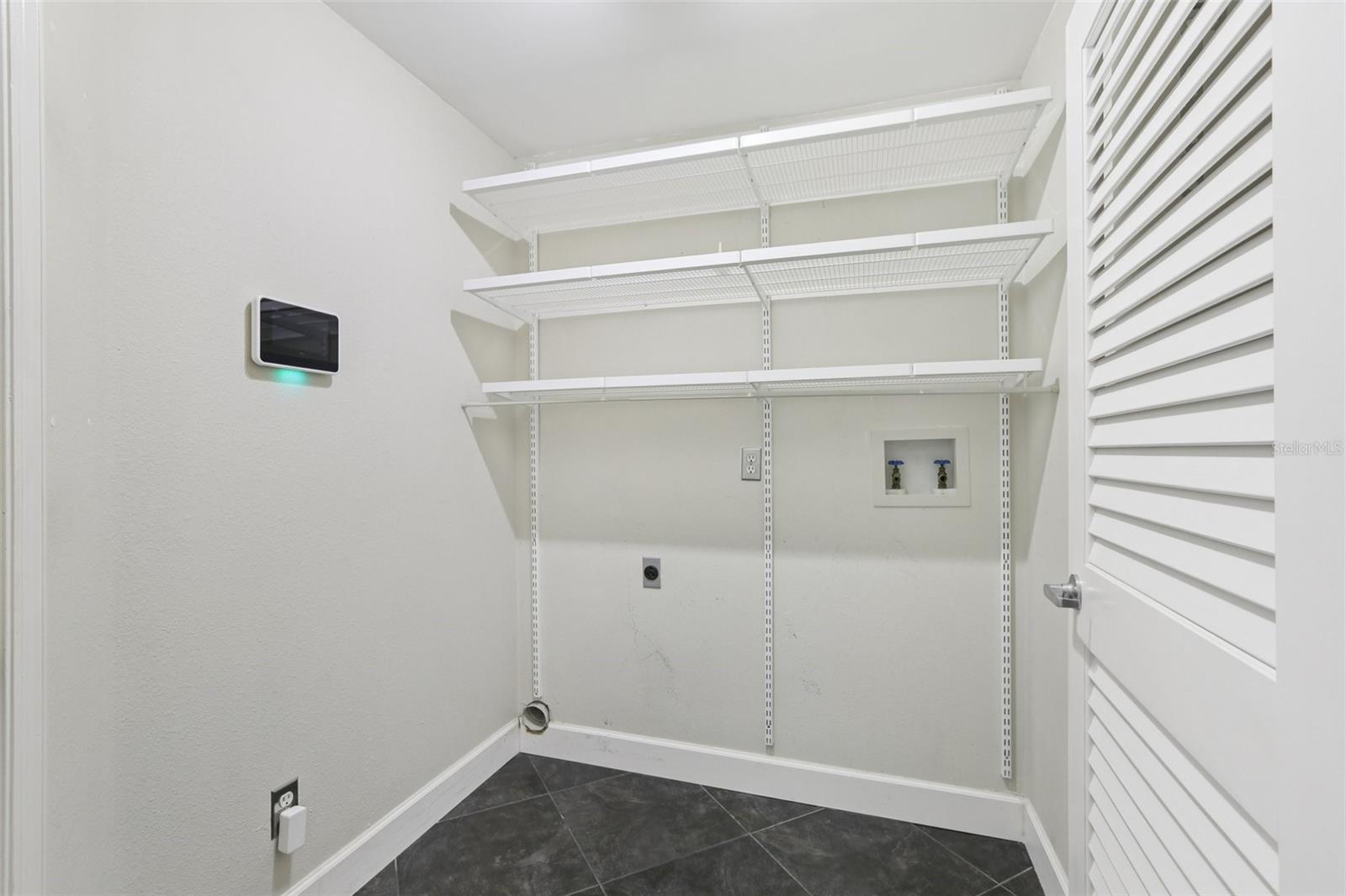 Image 27 of 36 For 10211 Oasis Palm Drive