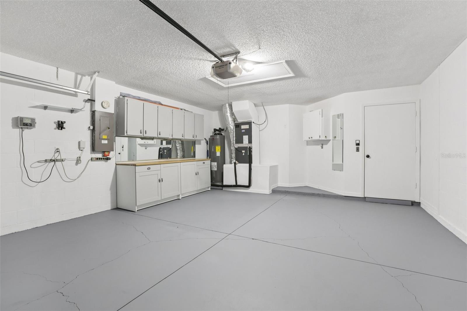 Image 28 of 36 For 10211 Oasis Palm Drive