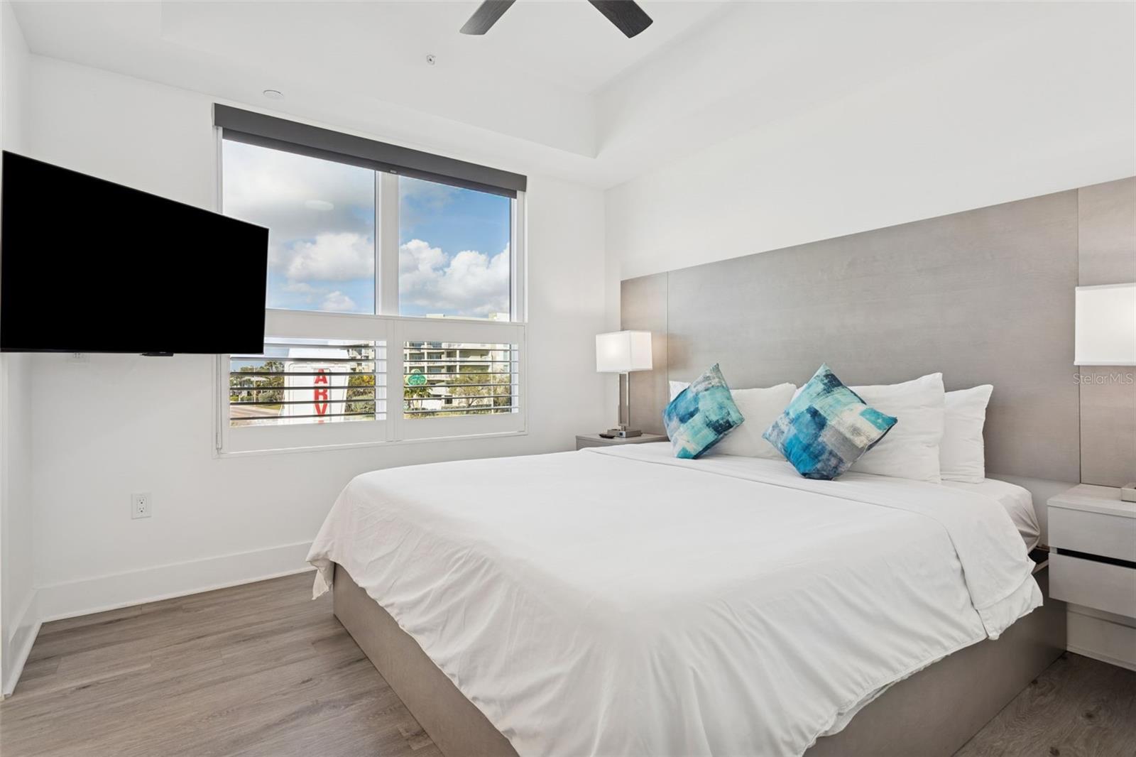 Listing photo id 16 for 11500 Gulf Boulevard 313