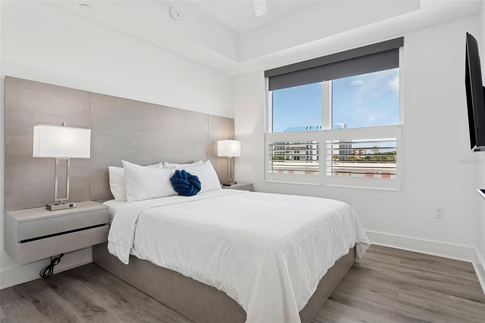 Listing photo id 20 for 11500 Gulf Boulevard 313