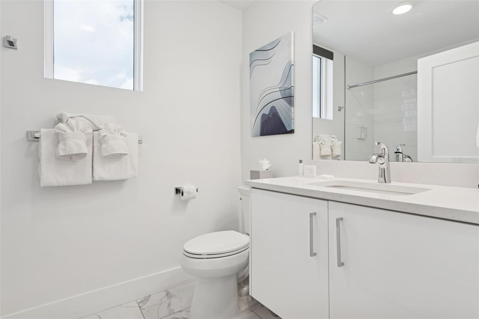 Listing photo id 21 for 11500 Gulf Boulevard 313