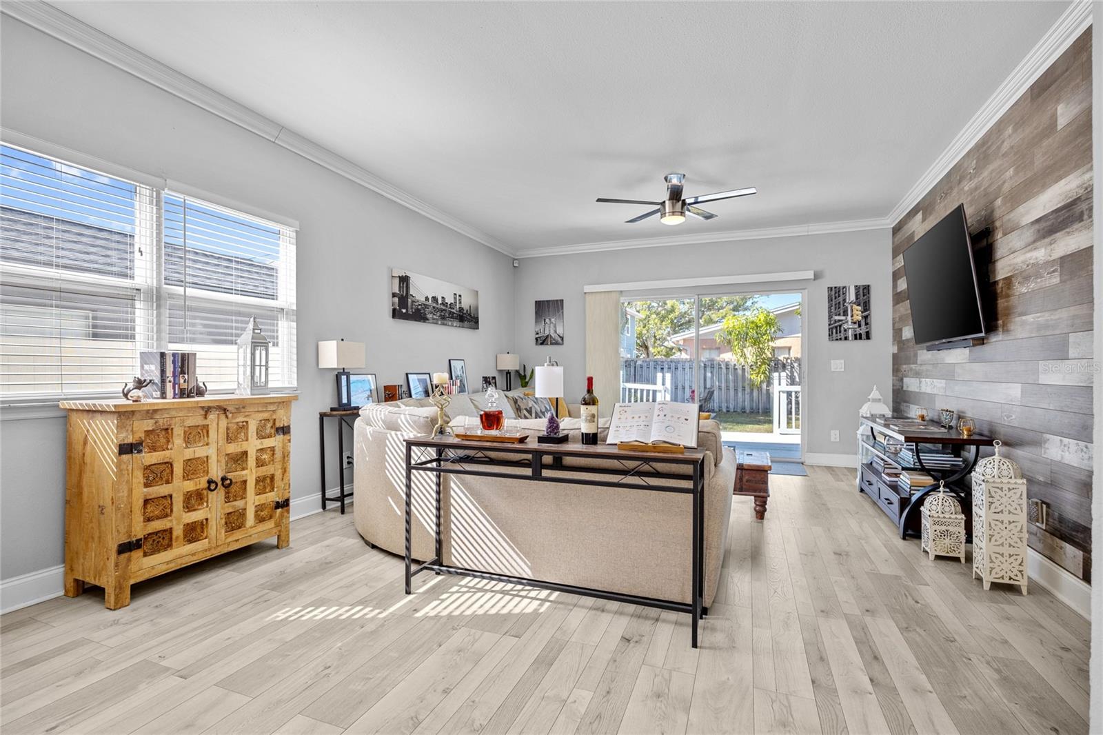 Image 10 of 30 For 3110 15th Street N