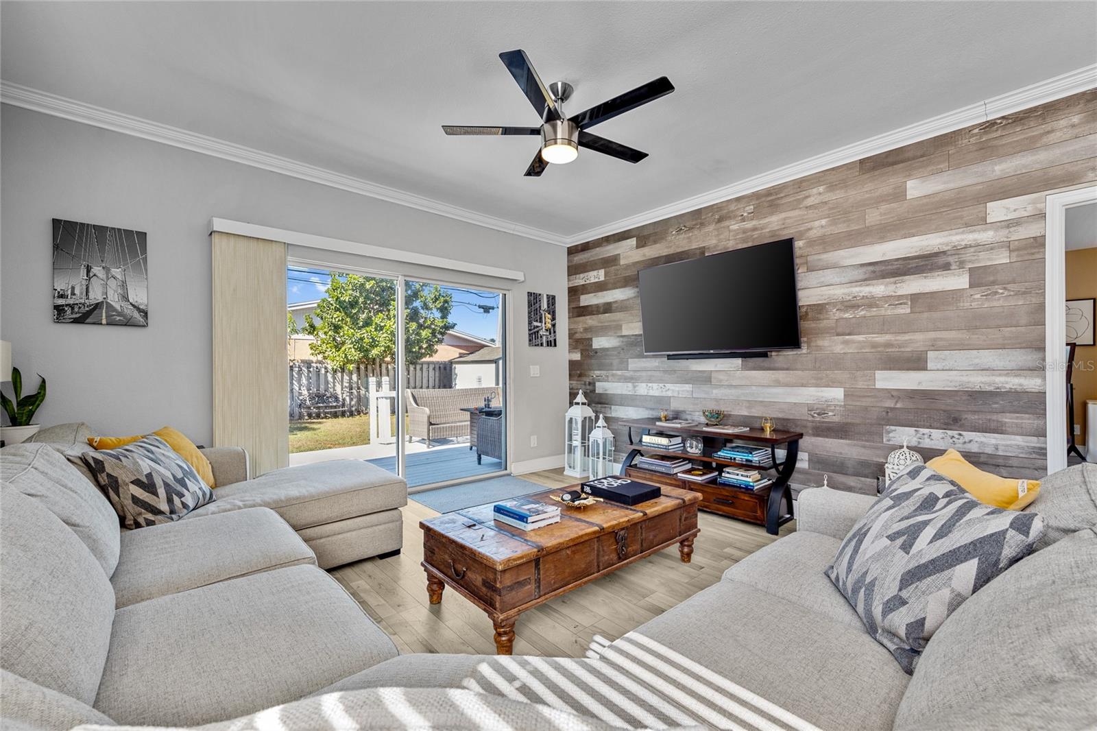 Image 13 of 30 For 3110 15th Street N