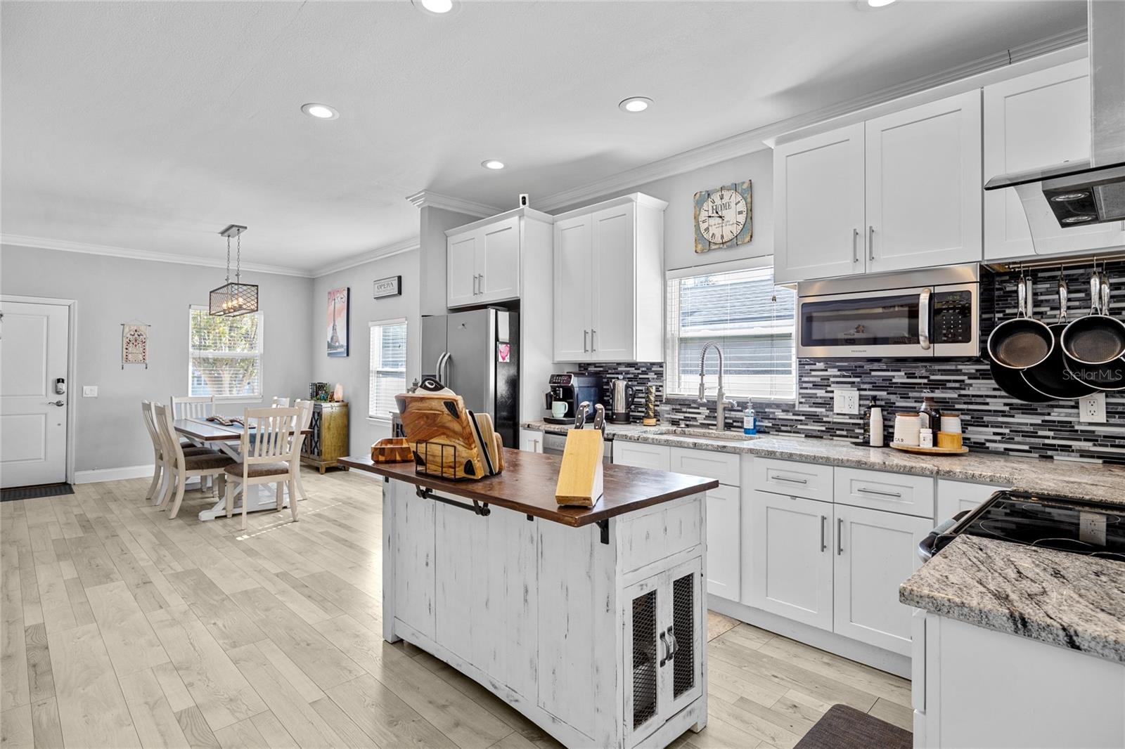 Image 3 of 30 For 3110 15th Street N