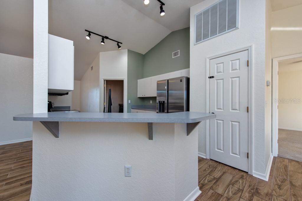 Image 5 of 36 For 5658 Fischer Drive