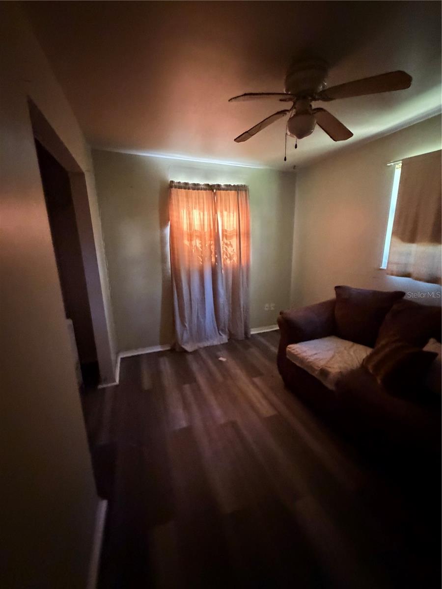 Image 10 of 24 For 1724 Mulberry Drive