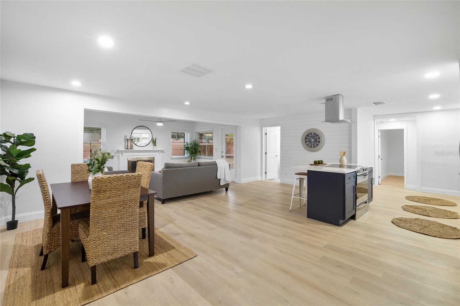 Image 12 of 40 For 1711 Patlin Circle