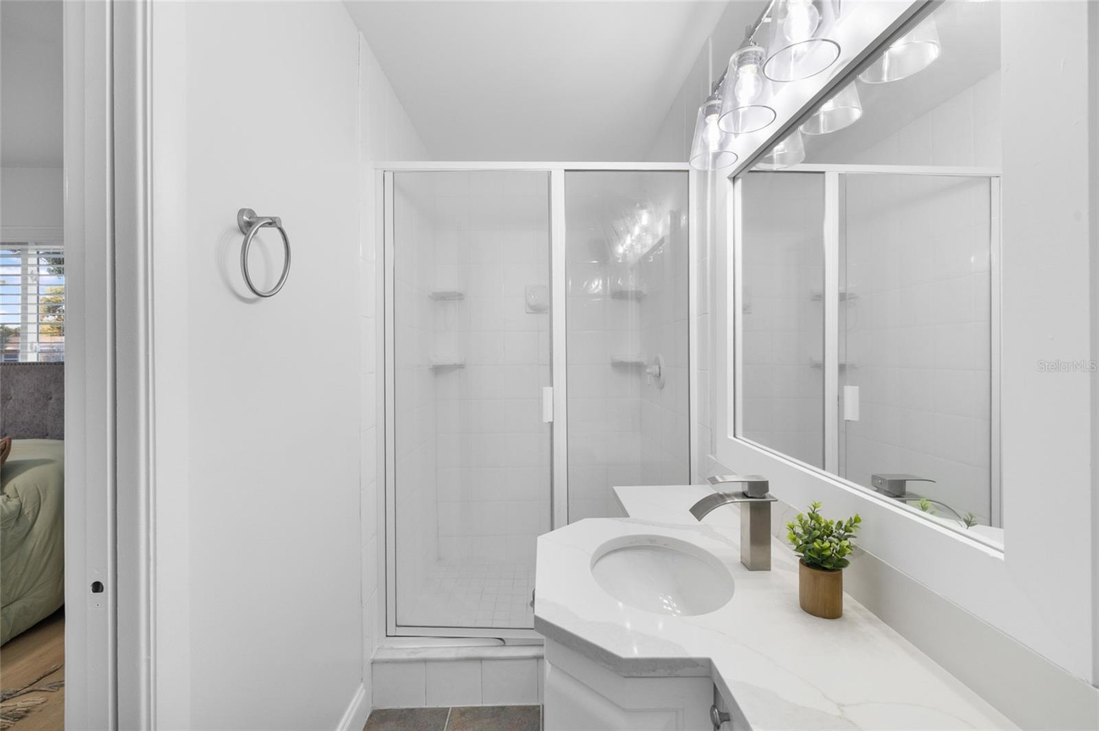 Image 19 of 40 For 1711 Patlin Circle