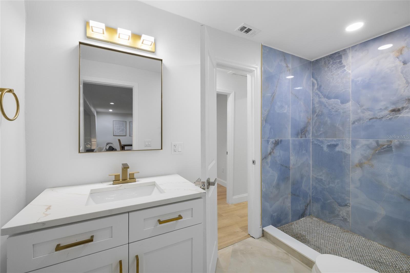 Image 28 of 40 For 1711 Patlin Circle