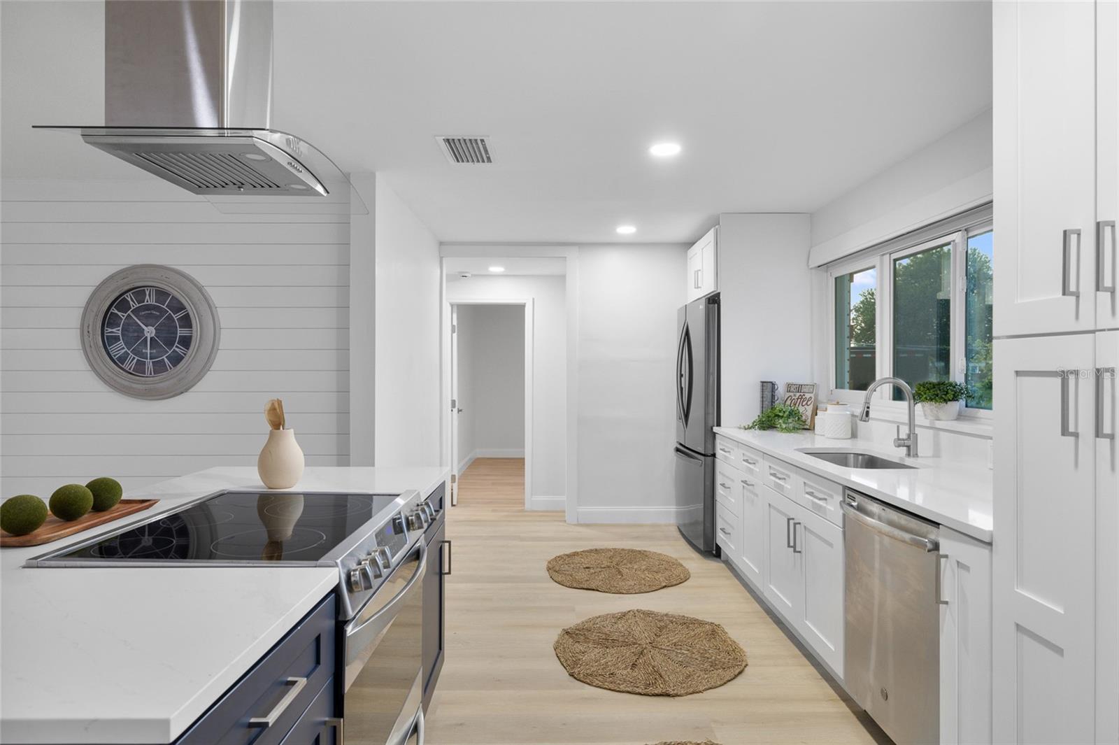 Image 7 of 40 For 1711 Patlin Circle