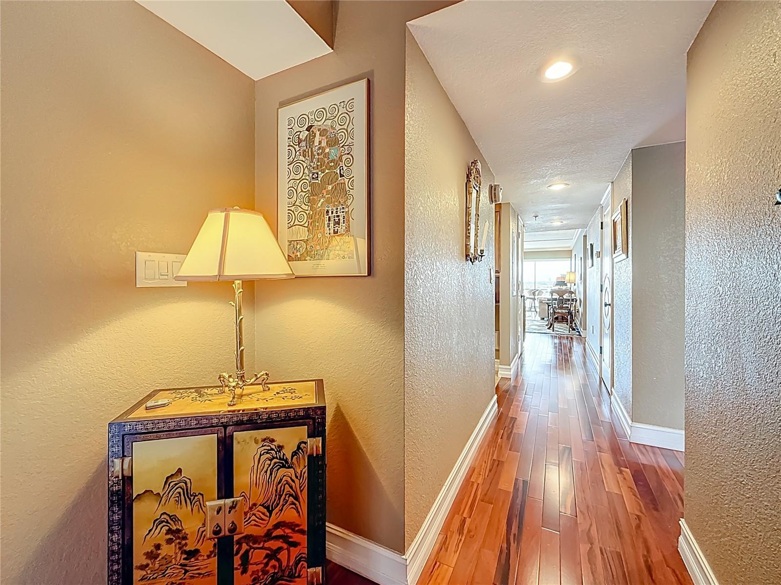 Image 13 of 90 For 2 Adalia Avenue 802