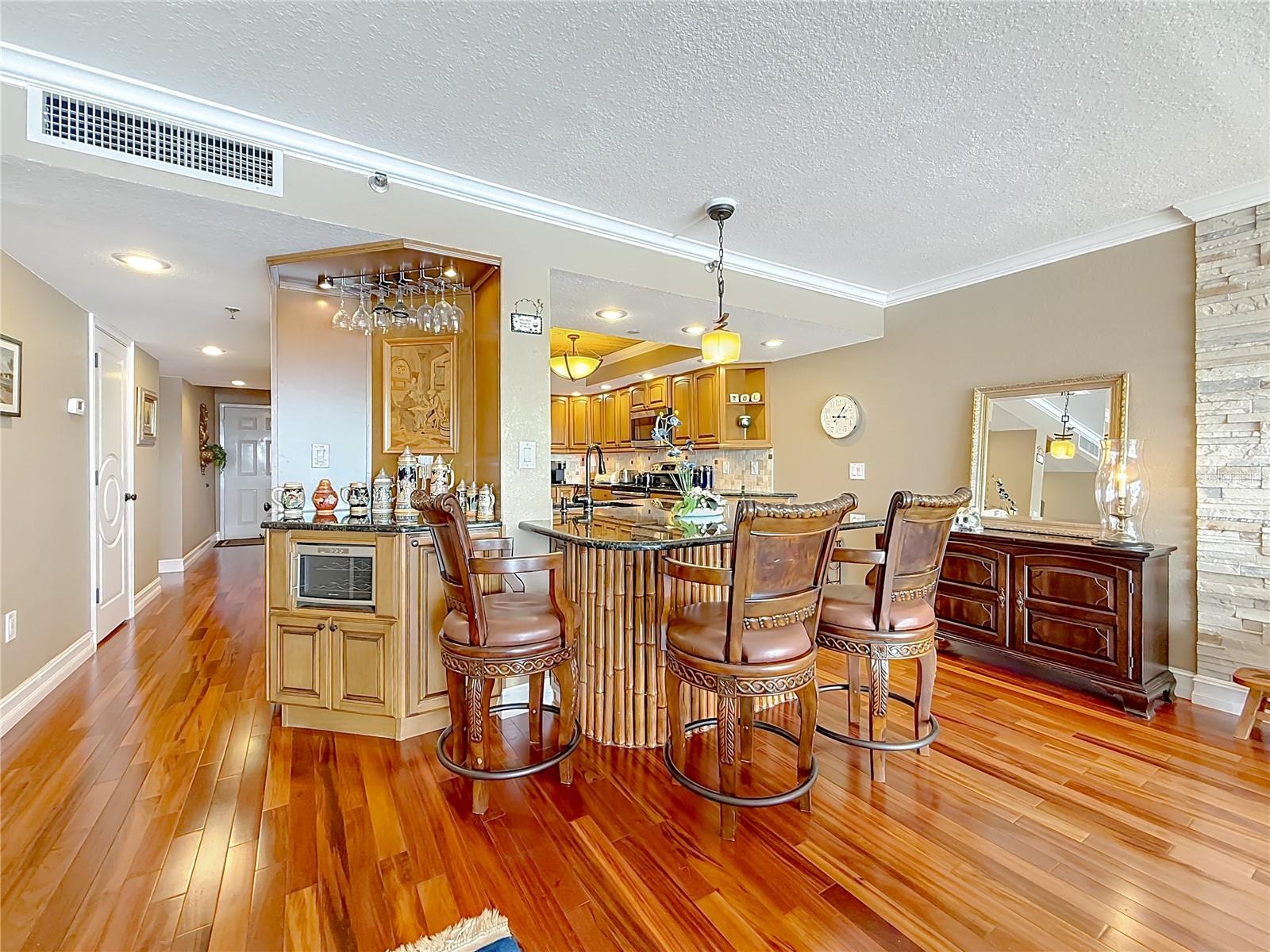 Image 23 of 90 For 2 Adalia Avenue 802