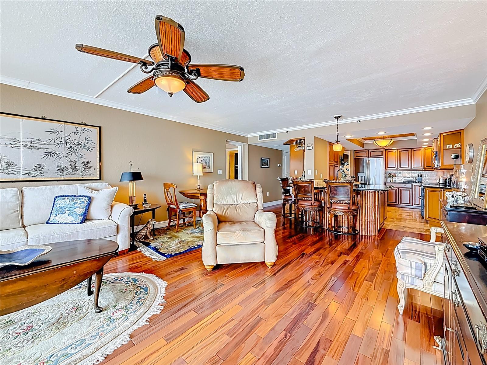 Image 26 of 90 For 2 Adalia Avenue 802