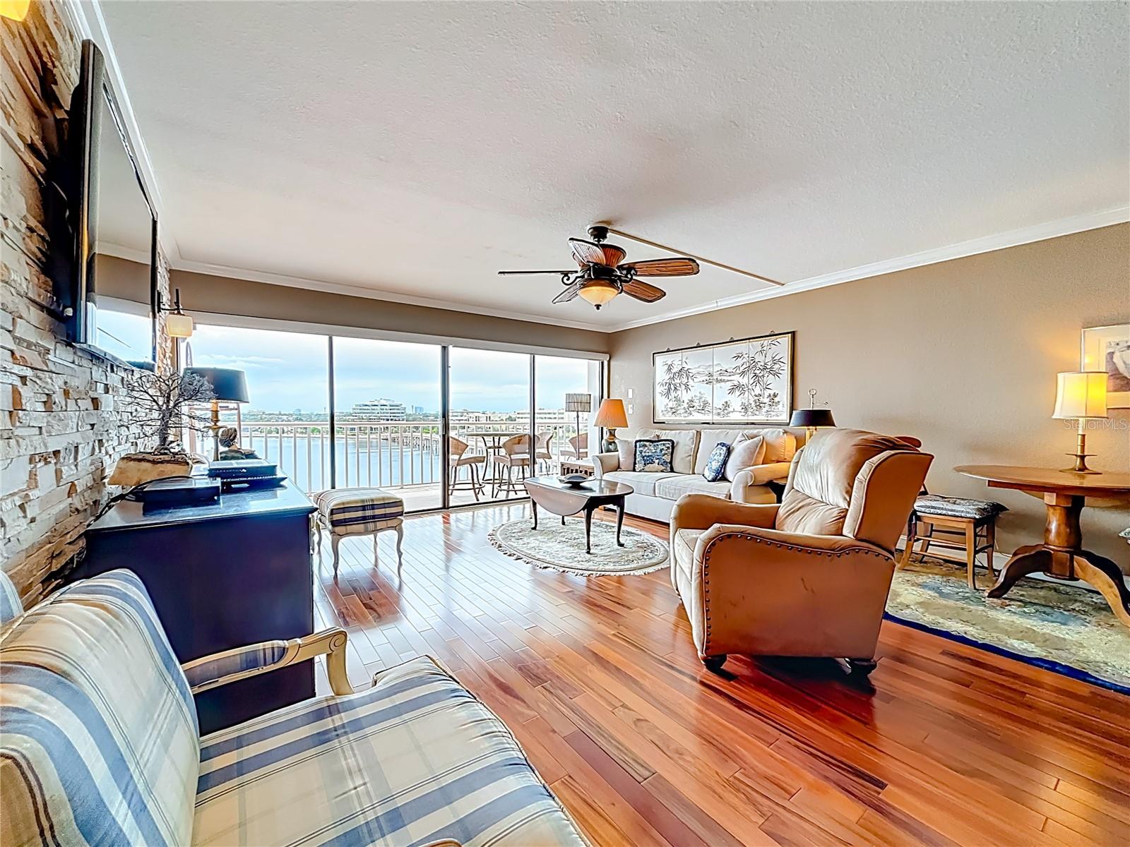 Image 3 of 90 For 2 Adalia Avenue 802