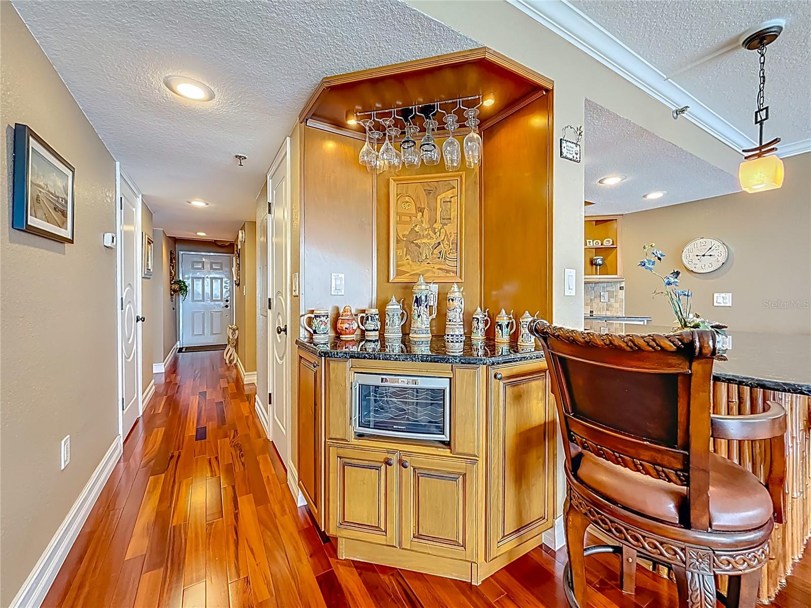 Image 30 of 90 For 2 Adalia Avenue 802