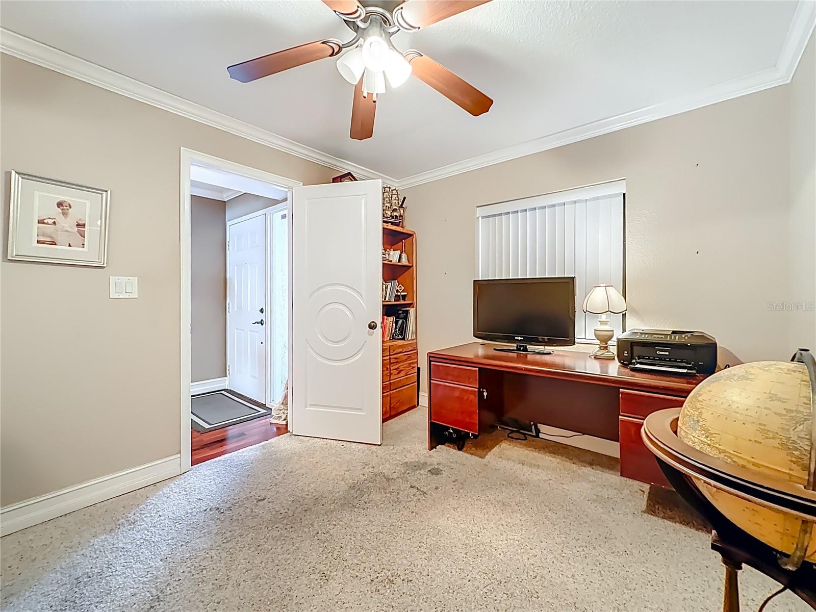 Image 31 of 90 For 2 Adalia Avenue 802