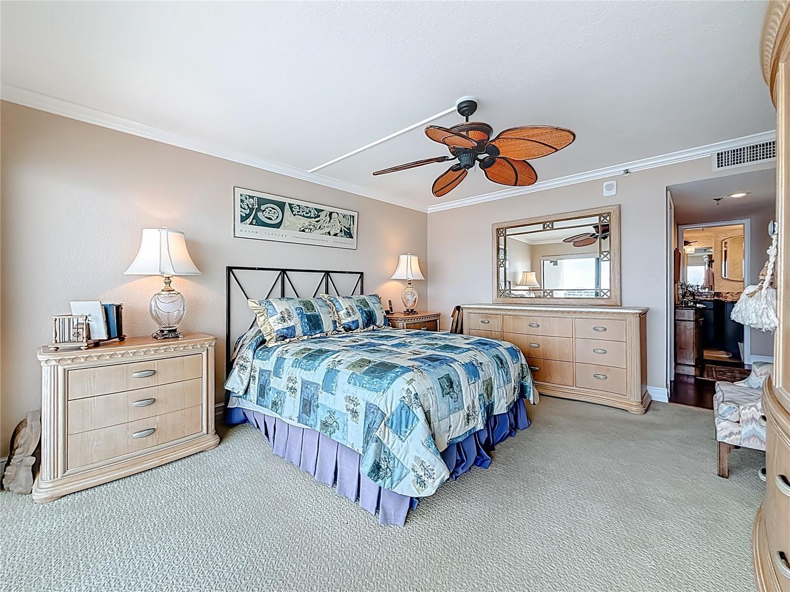 Image 45 of 90 For 2 Adalia Avenue 802