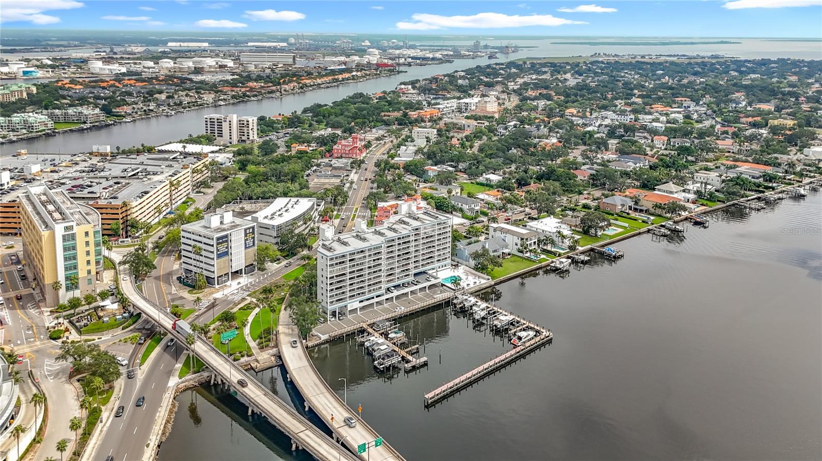 Image 77 of 90 For 2 Adalia Avenue 802