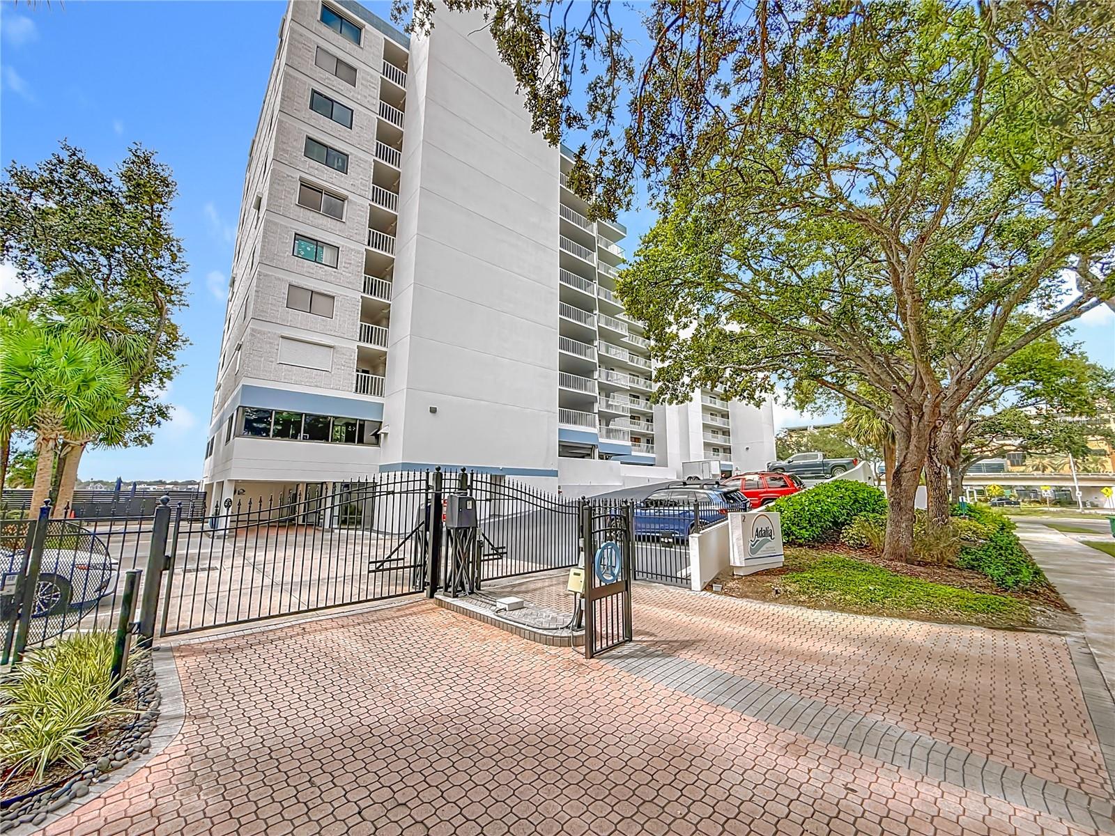 Image 81 of 90 For 2 Adalia Avenue 802