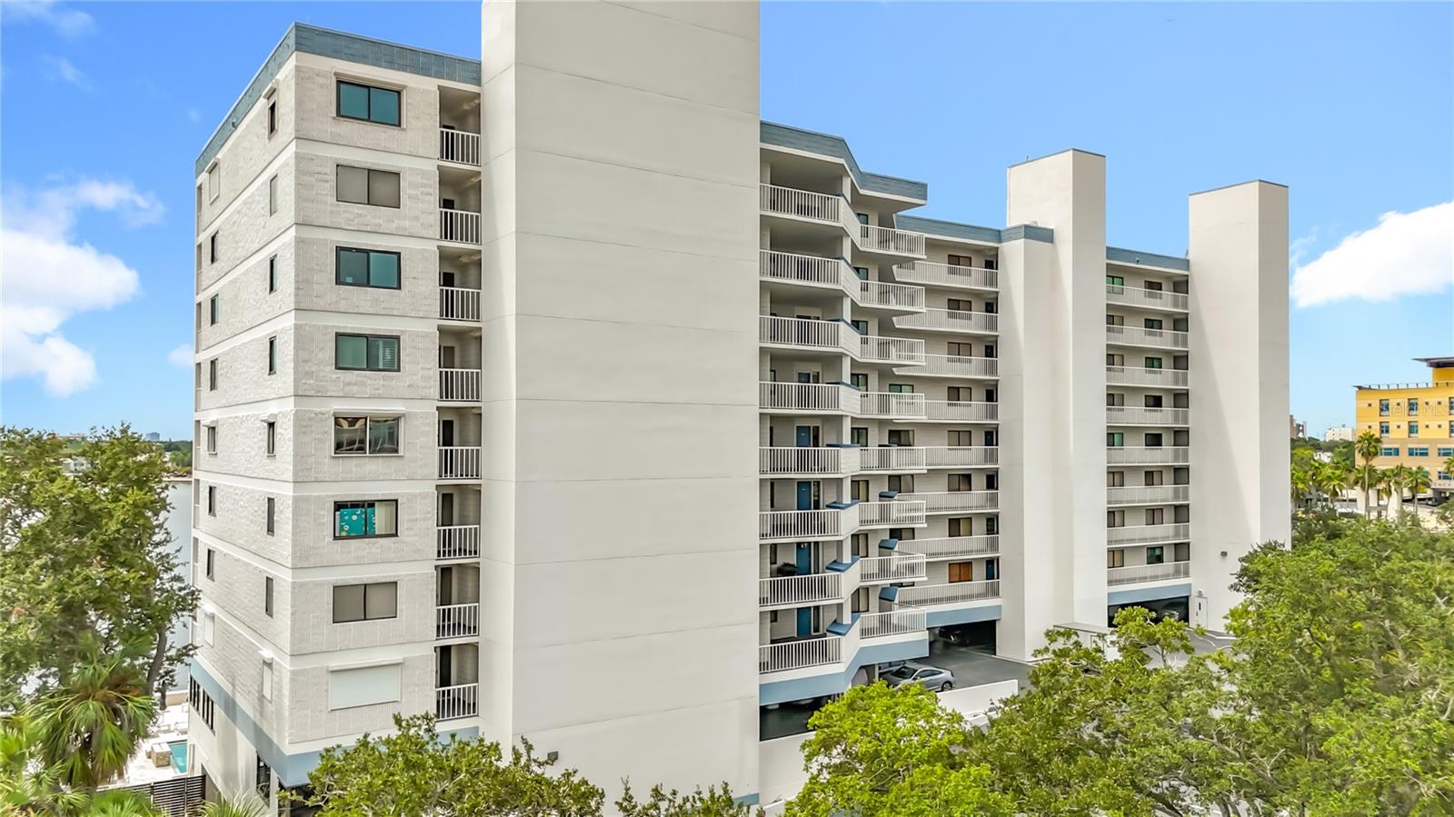 Image 88 of 90 For 2 Adalia Avenue 802