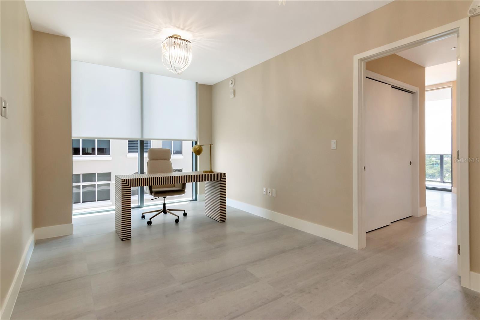 Image 16 of 100 For 2912 Santiago Street 804