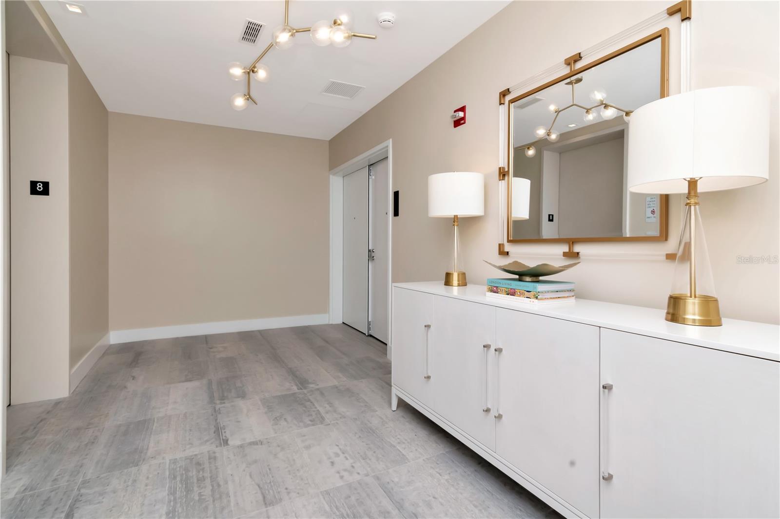 Image 29 of 100 For 2912 Santiago Street 804