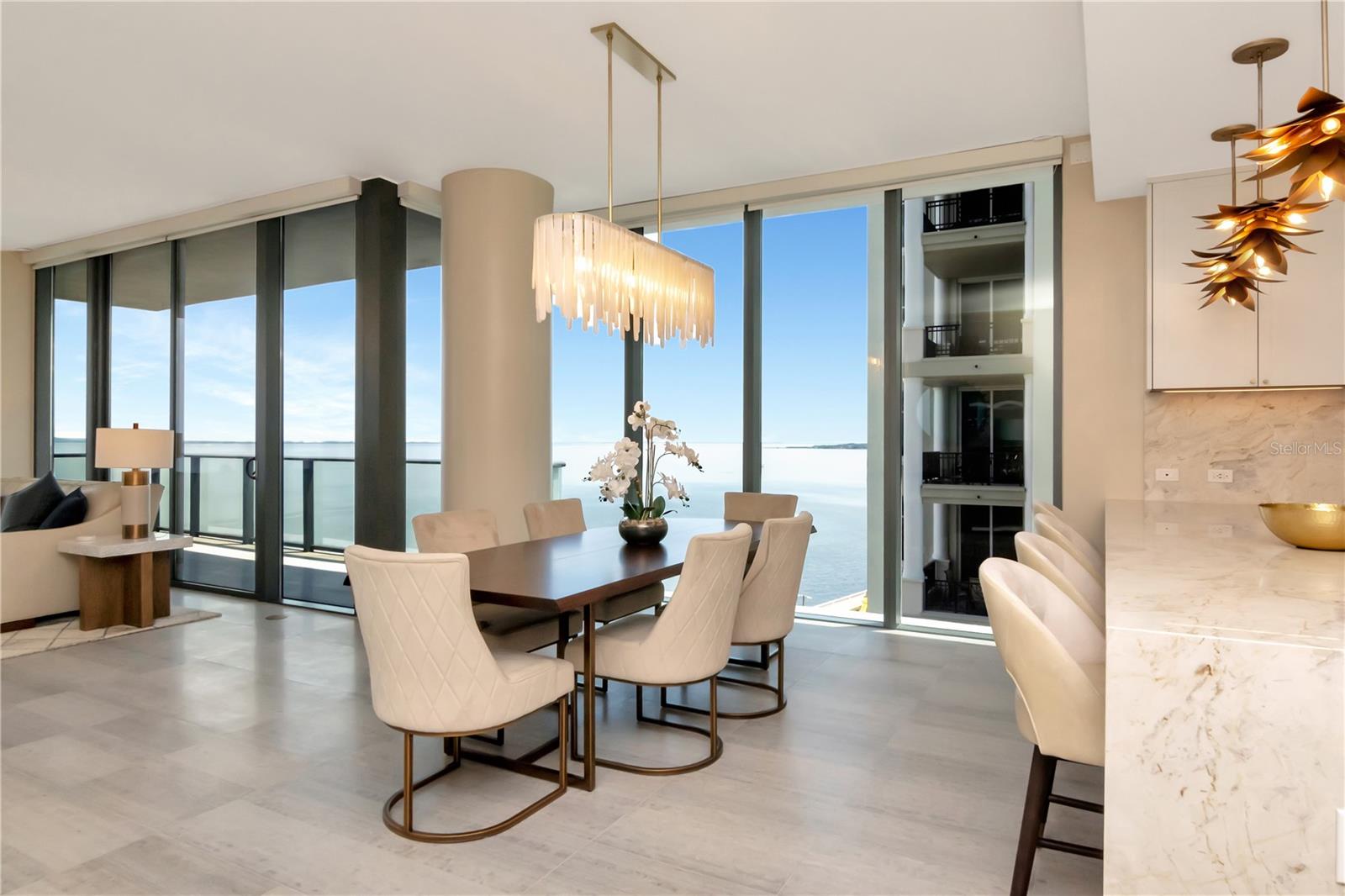 Image 35 of 100 For 2912 Santiago Street 804